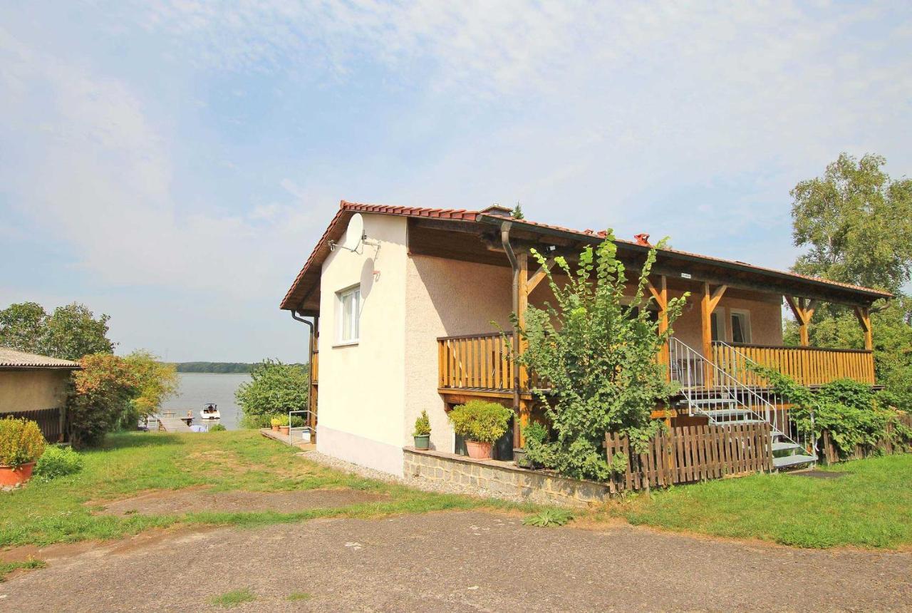 Ferienwohnungen Direkt Am Woblitzsee See 9780 Below Esterno foto