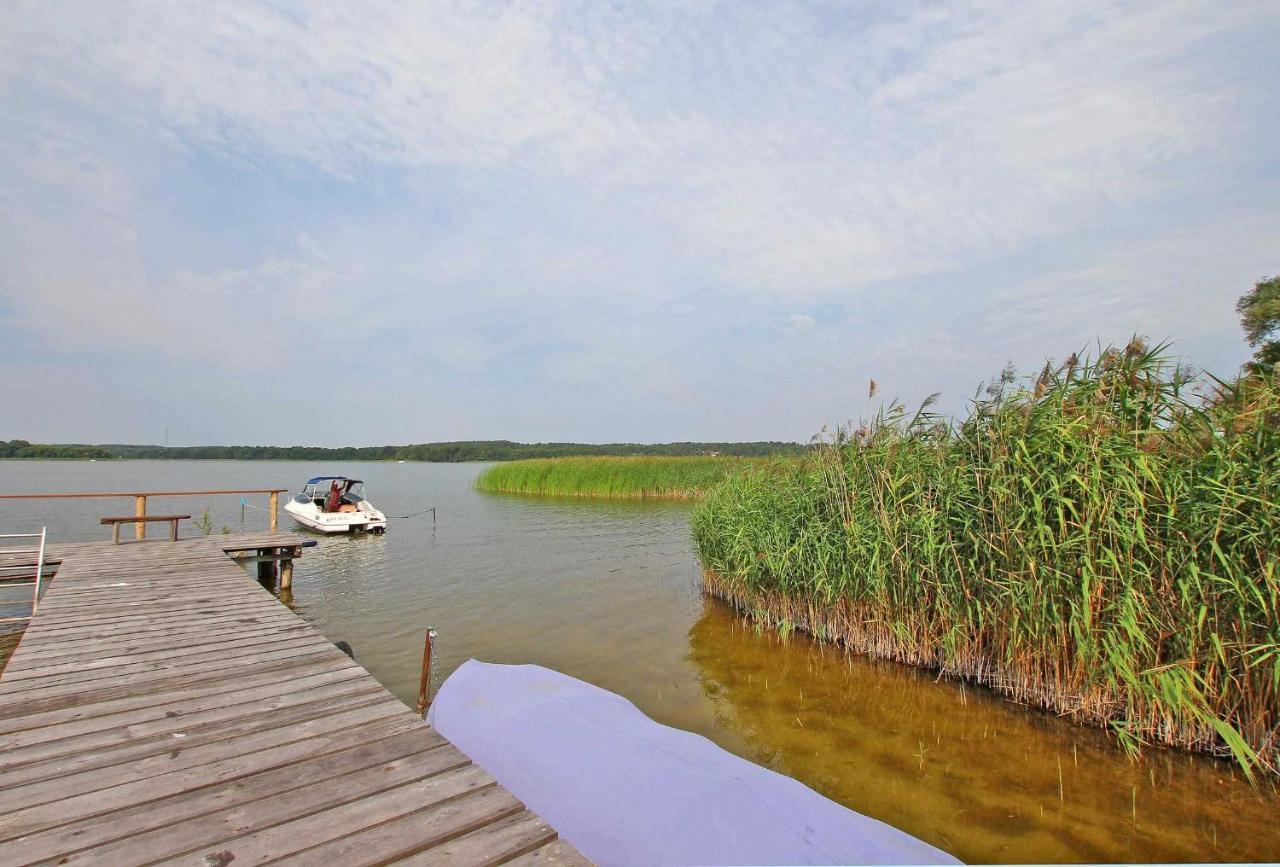 Ferienwohnungen Direkt Am Woblitzsee See 9780 Below Esterno foto